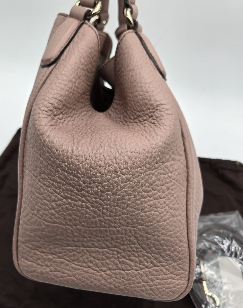 Gucci Pebbled Calfskin Small Soho Shoulder Bag Light Pink - COA Included - Picture 13 of 16